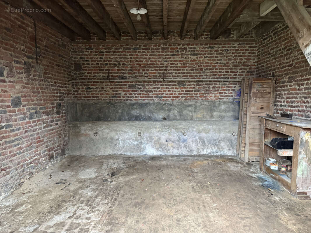 Maison à CROISILLES