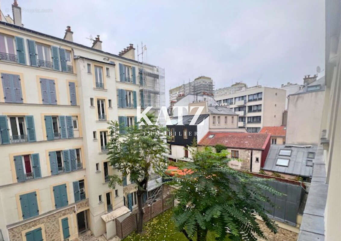 Appartement à PARIS-20E