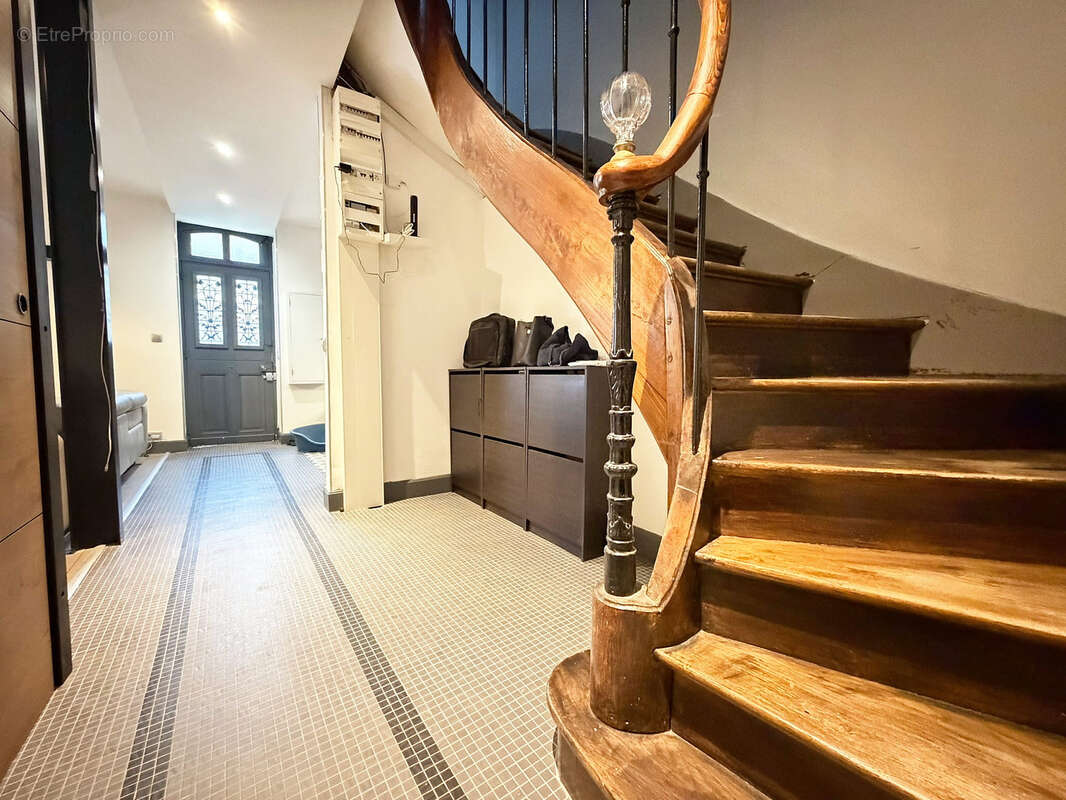 Maison à MAGNEUX