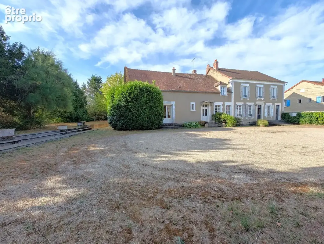Entre Auxerre et Joigny sur la commune de Beaumont, propriété de 335m2 habitable, dépendances et jardin de 324 - photo 18