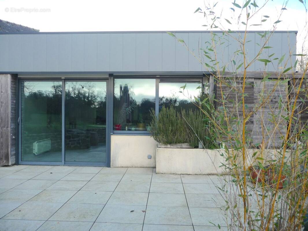 Maison à ARGENTRE-DU-PLESSIS