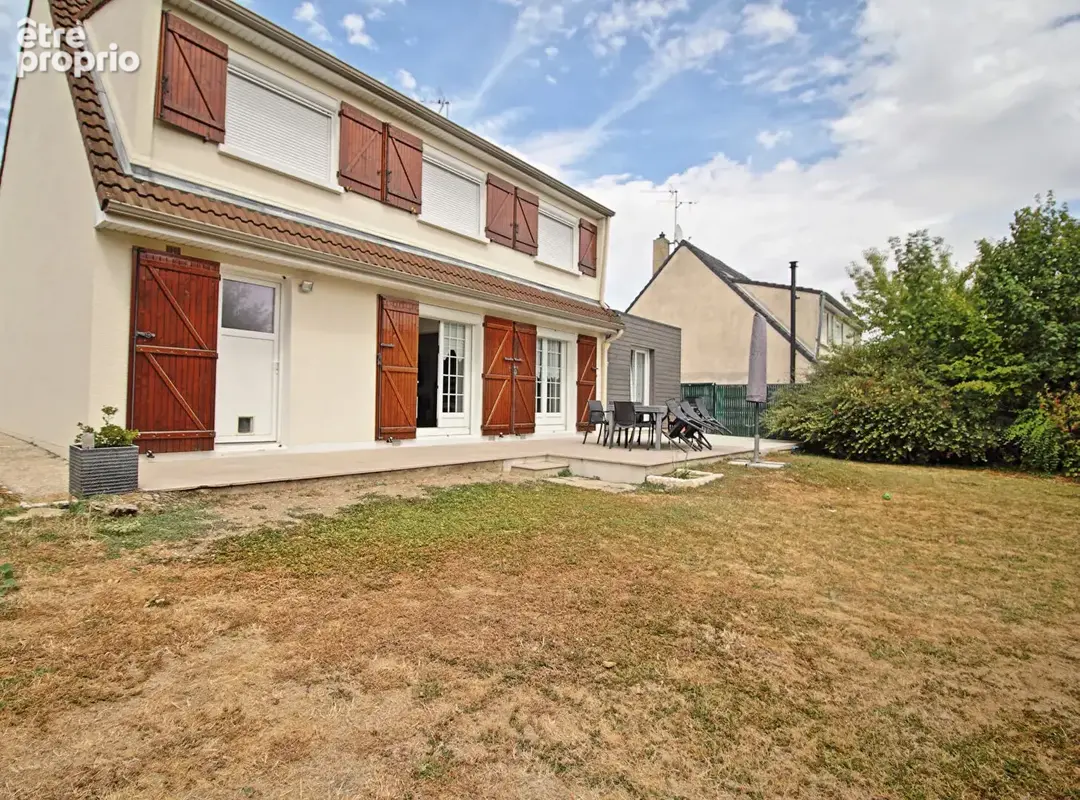 Maison familiale entièrement rénovée avec extension récente -121 m² - Terrasse plein sud - photo 14