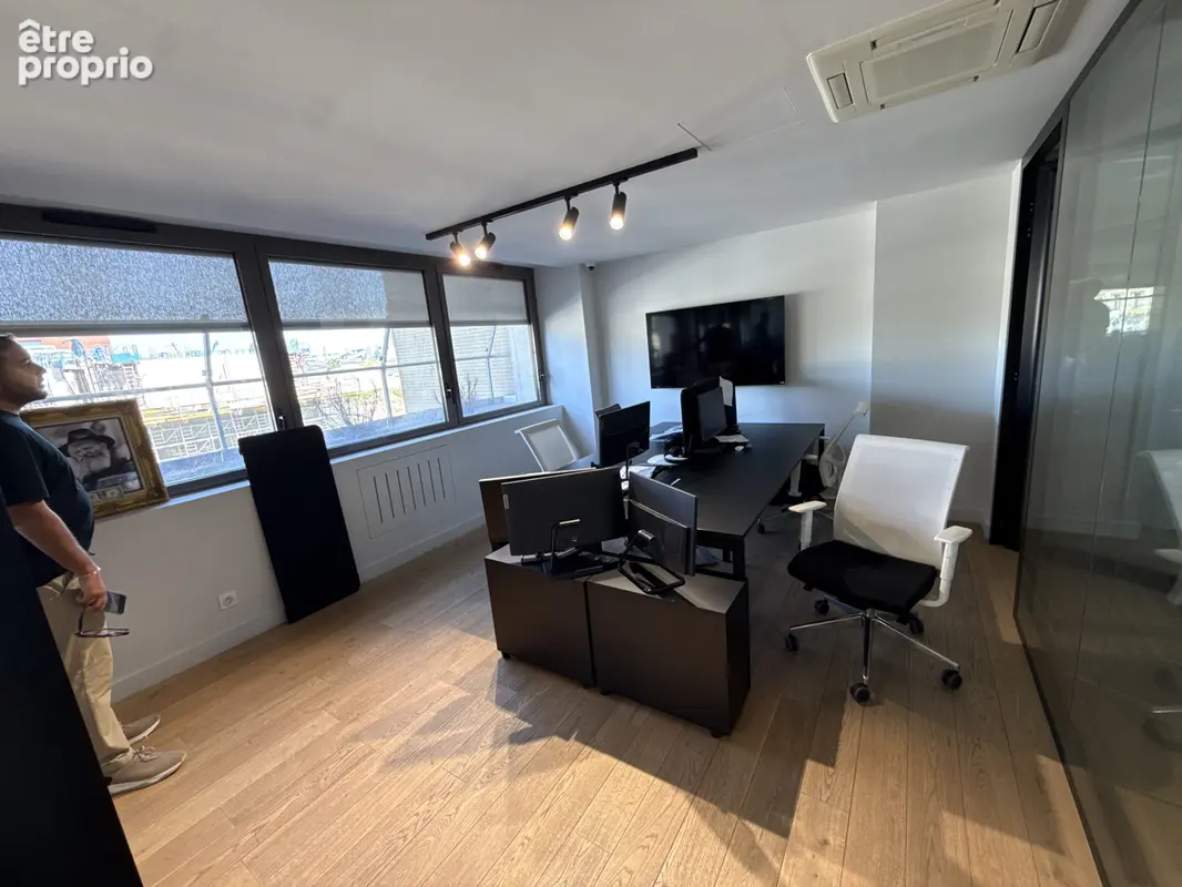 Commerce 300 m² à vendre à Clichy (92110) - photo 9