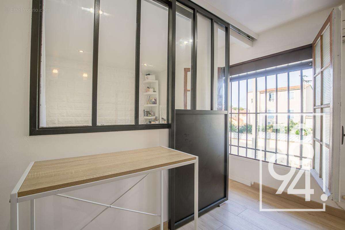 Appartement à MARSEILLE-16E