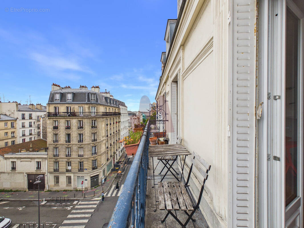 Appartement à PARIS-18E
