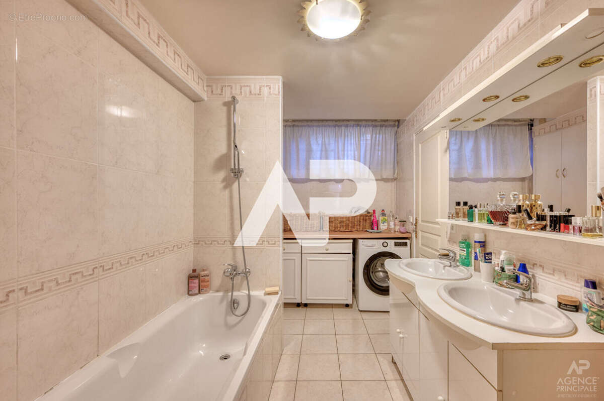 Maison à RUEIL-MALMAISON