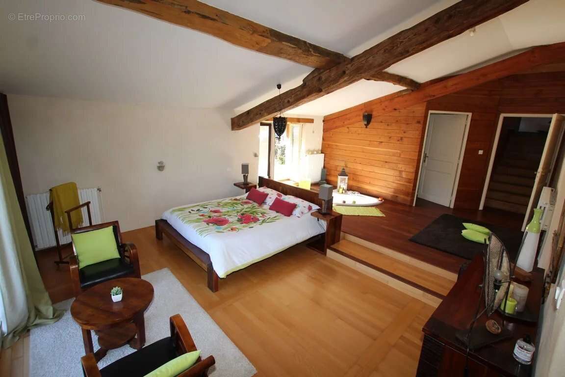 Maison à LA BASTIDE-DE-SEROU