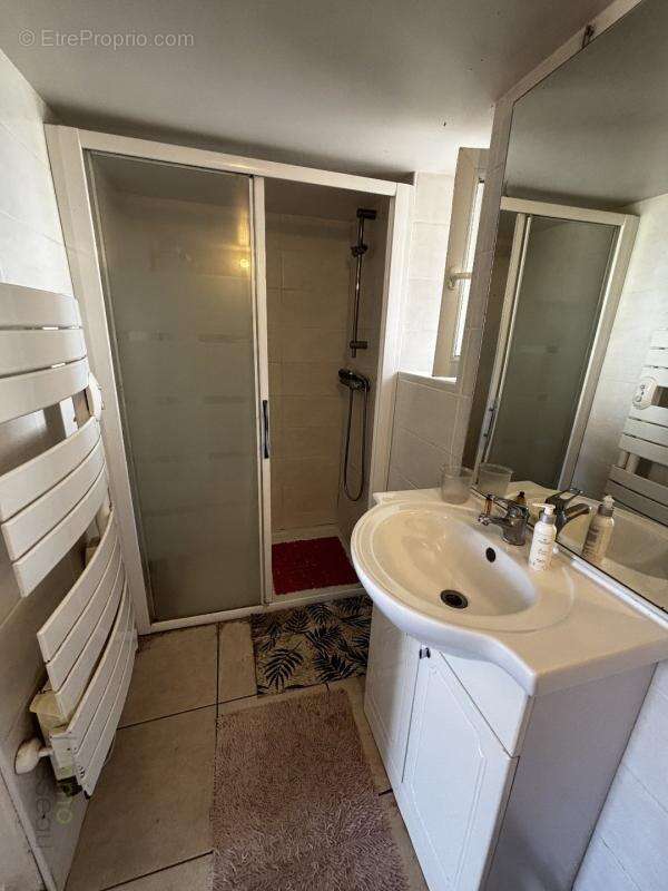 Maison 94 m² à Saint-Priest  - photo 12