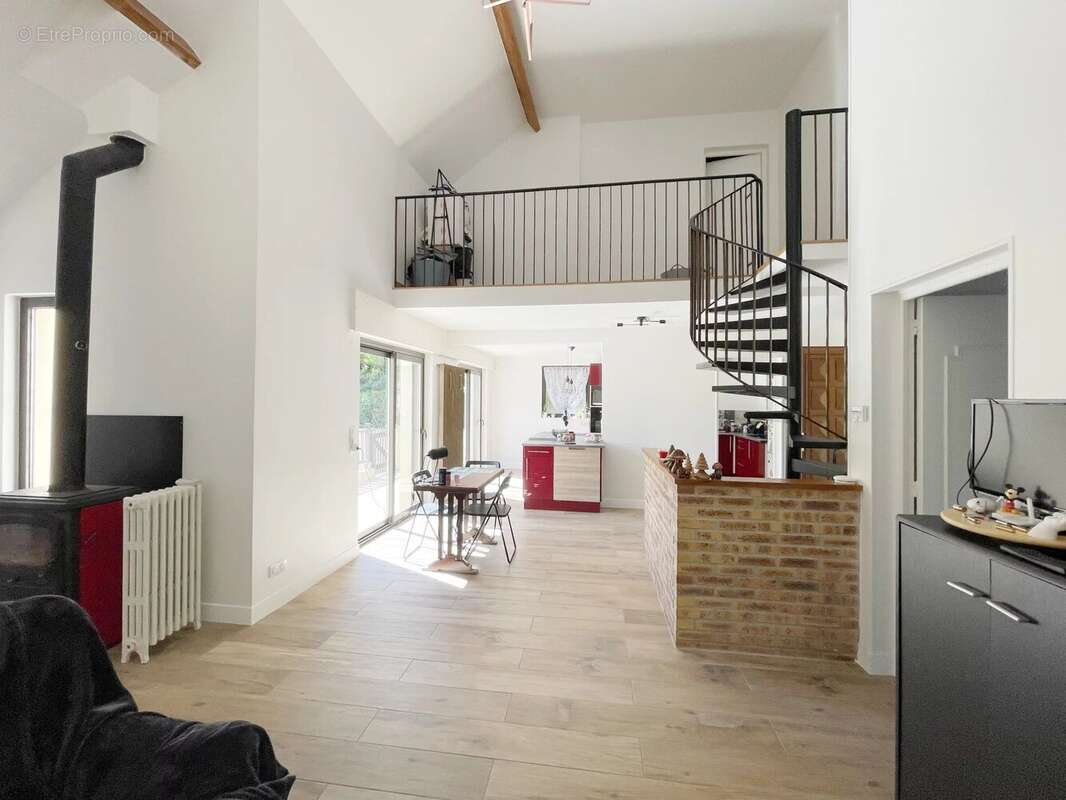 Maison à MONTFERMEIL
