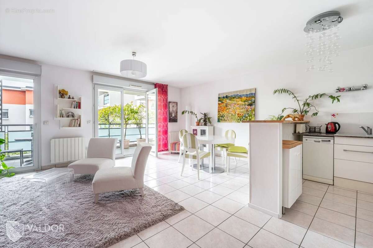 Appartement à LYON-9E