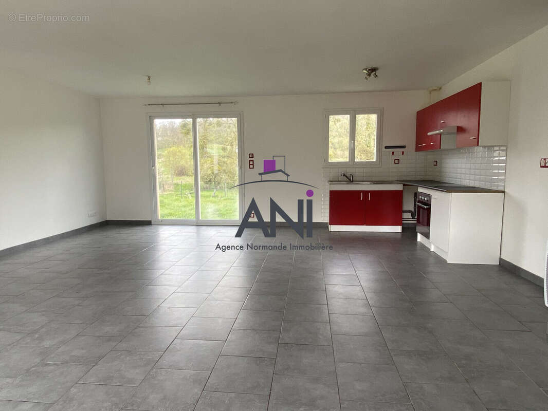 Maison à AUZOUVILLE-SUR-SAANE