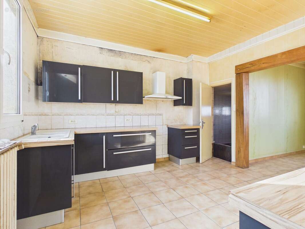 Maison à ROMILLY-SUR-SEINE