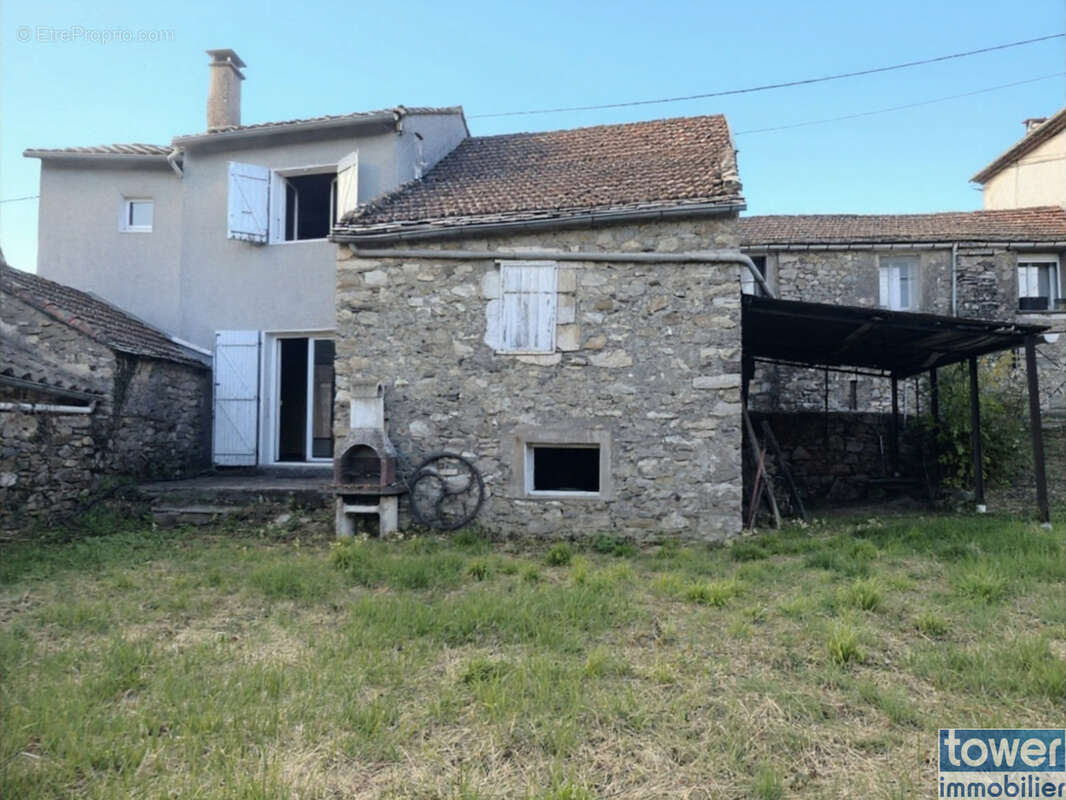 Maison à SAINT-ETIENNE-D'ALBAGNAN