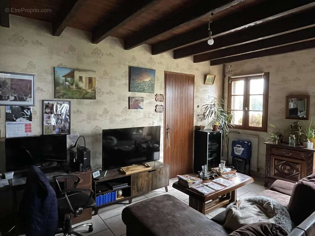 Maison à MOUSCARDES