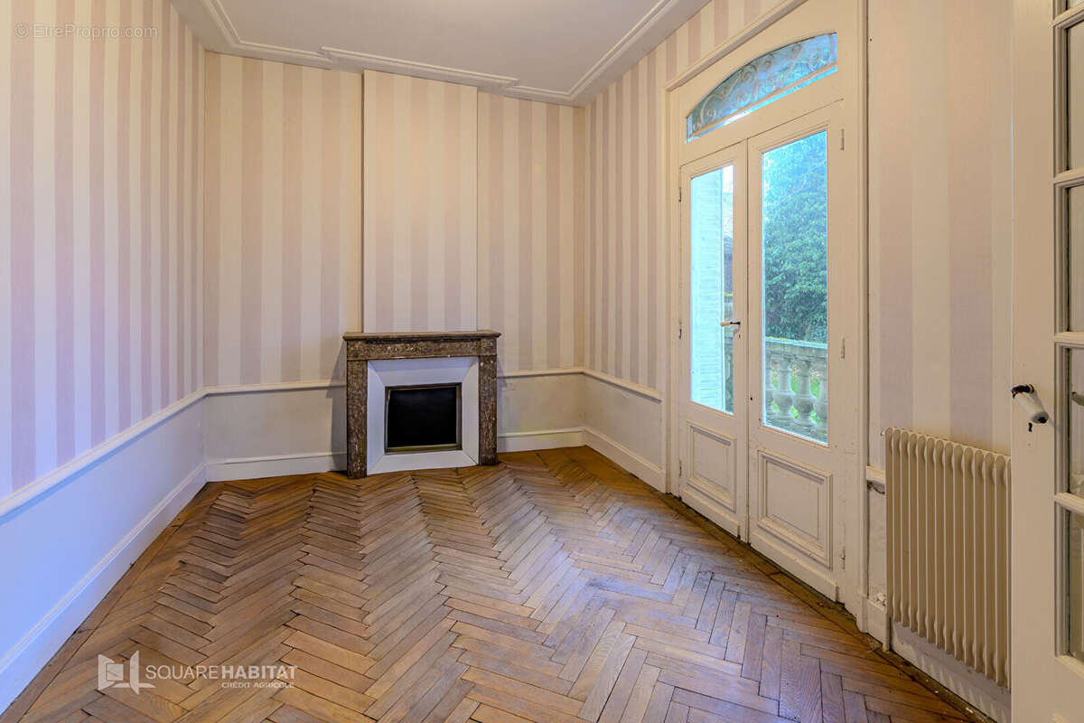 Maison à VILLERS-OUTREAUX