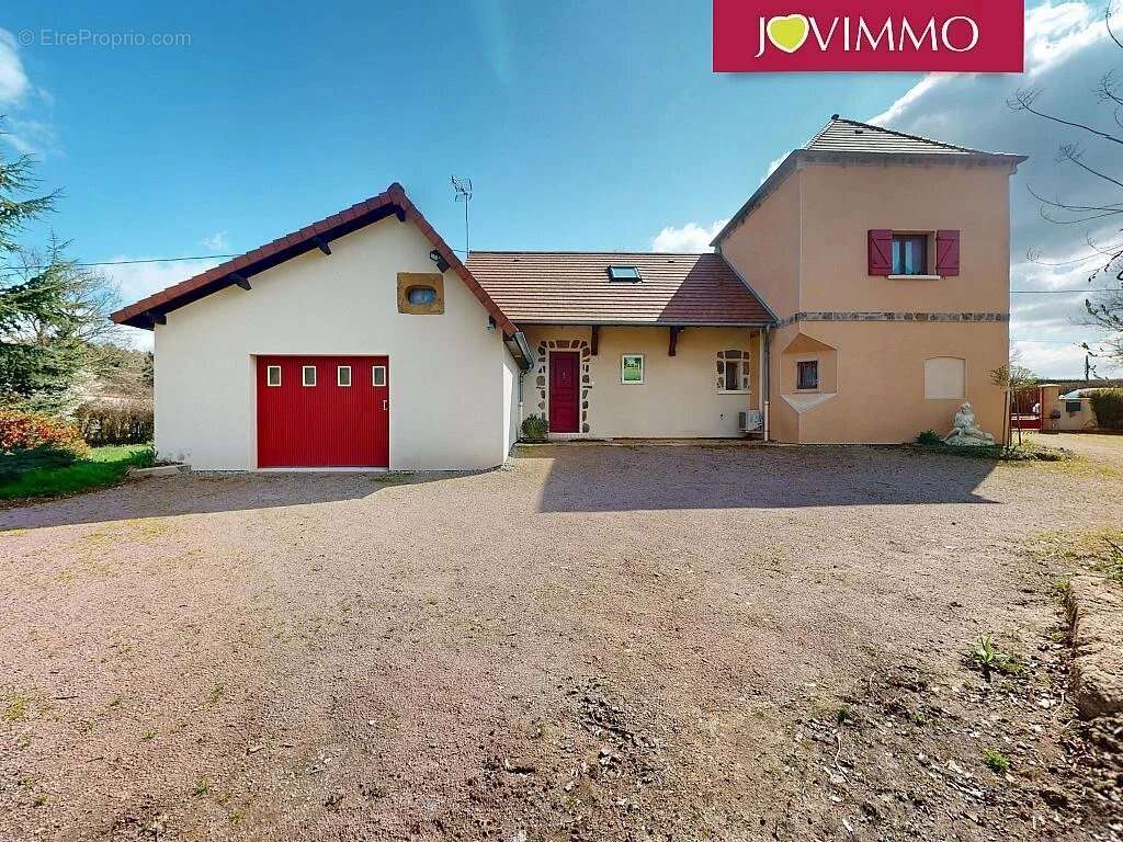 Maison à BUXIERES-LES-MINES