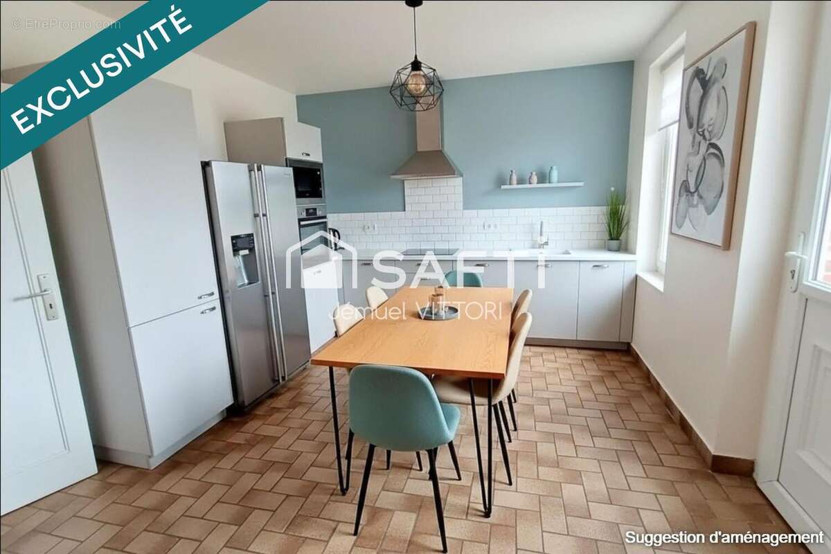 Maison 140 m² à Ernee  - photo 4