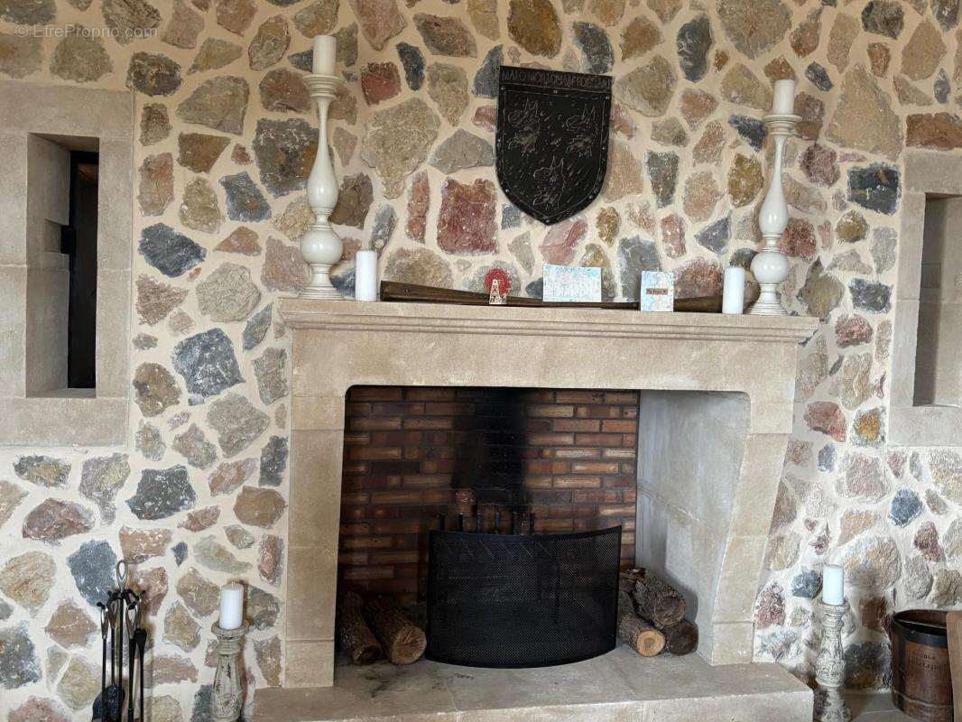 Terrain à TOURRETTES