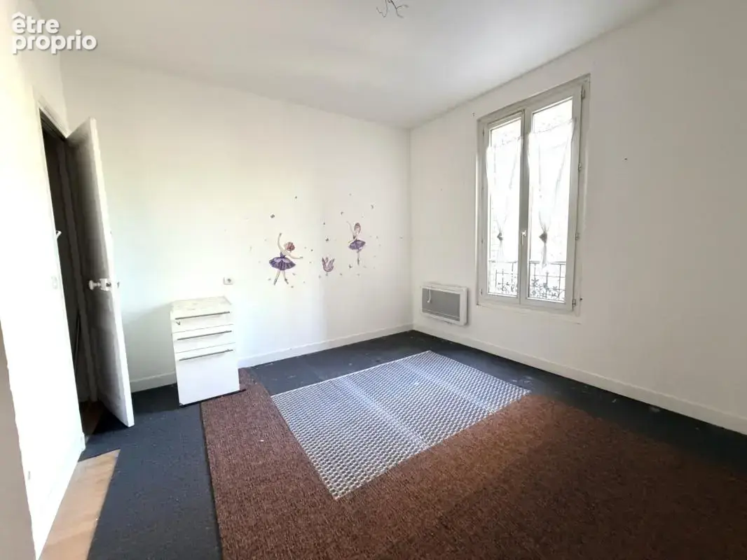 Saint-Denis – 2 pièces de 43 m² avec cave, à 5 min du métro Porte de Paris – Vente directe propriétaire - photo 3
