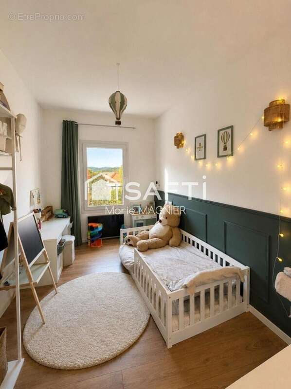 Photo 7 - Appartement à ROQUEBRUNE-SUR-ARGENS