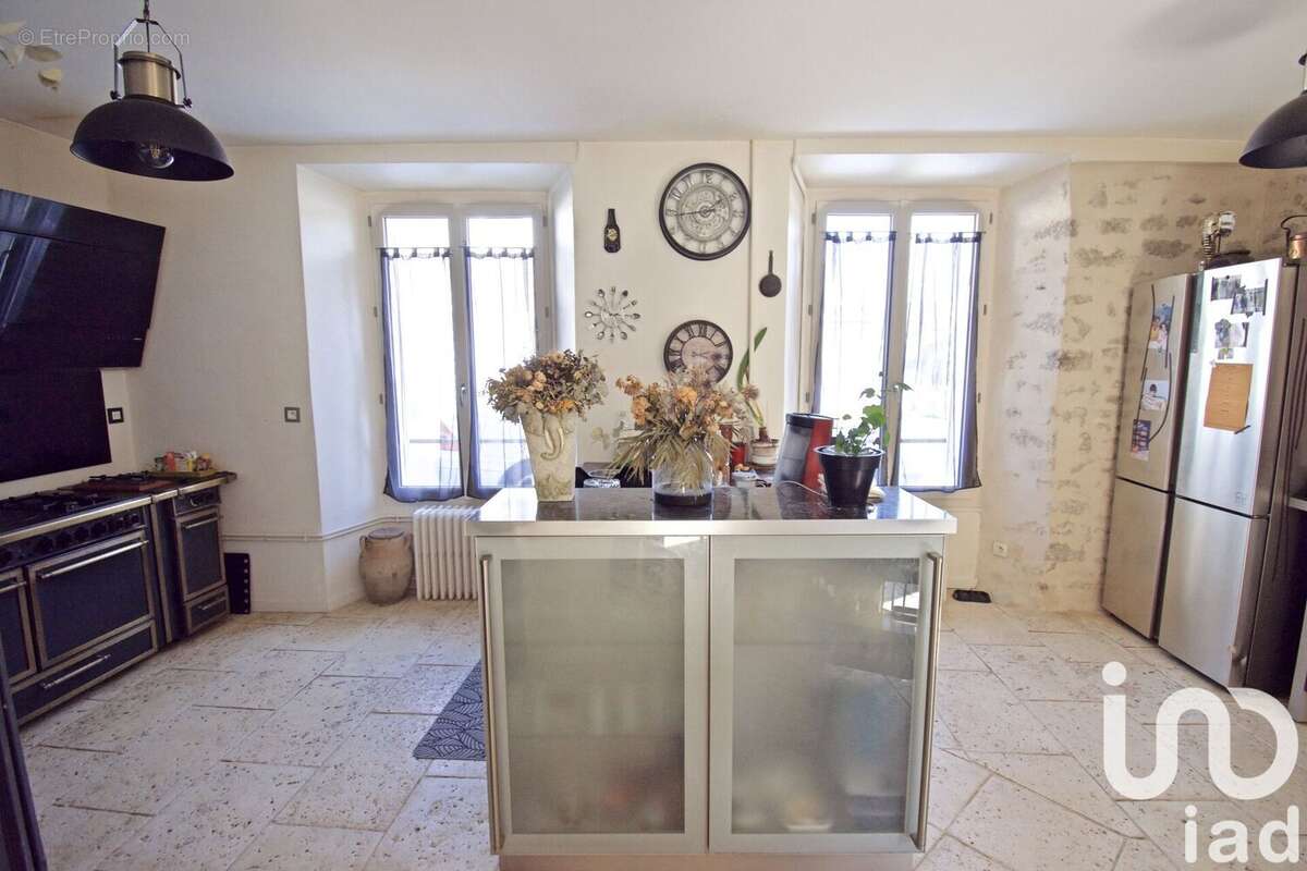 Maison 265 m² à Thignonville  - photo 6
