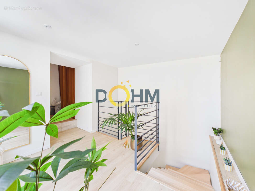 À vendre   Maison de ville 5 pièces à Bas-en-Basset - photo 3