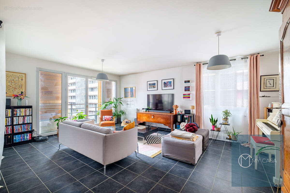 Appartement à LYON-8E