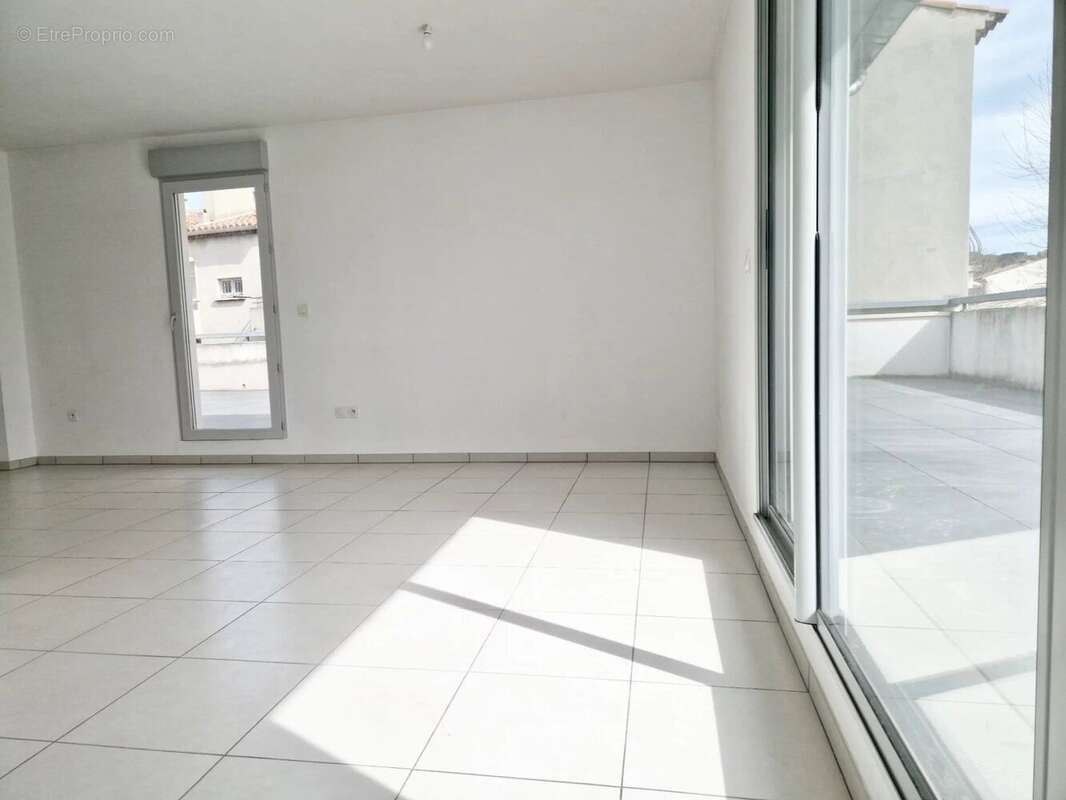 Appartement à SALON-DE-PROVENCE