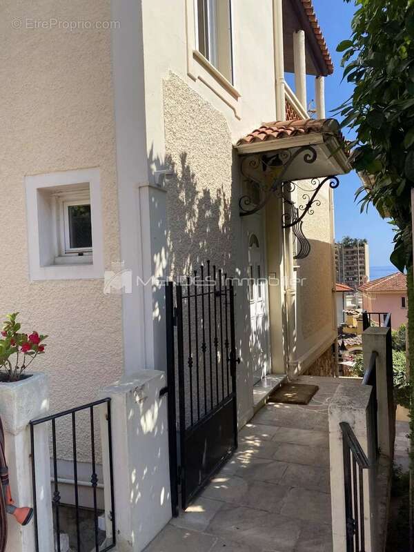 Maison à BEAUSOLEIL