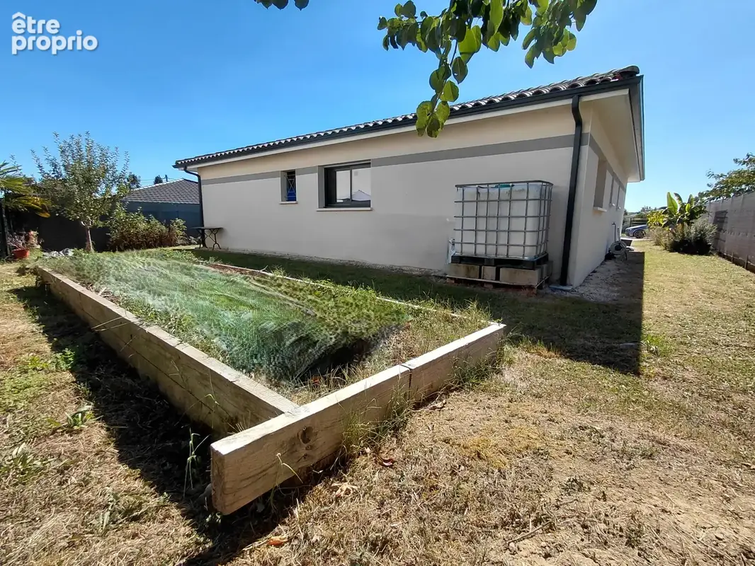 A VENDRE Maison récente de plain pied avec piscine au coeur de Chancelade! - photo 13