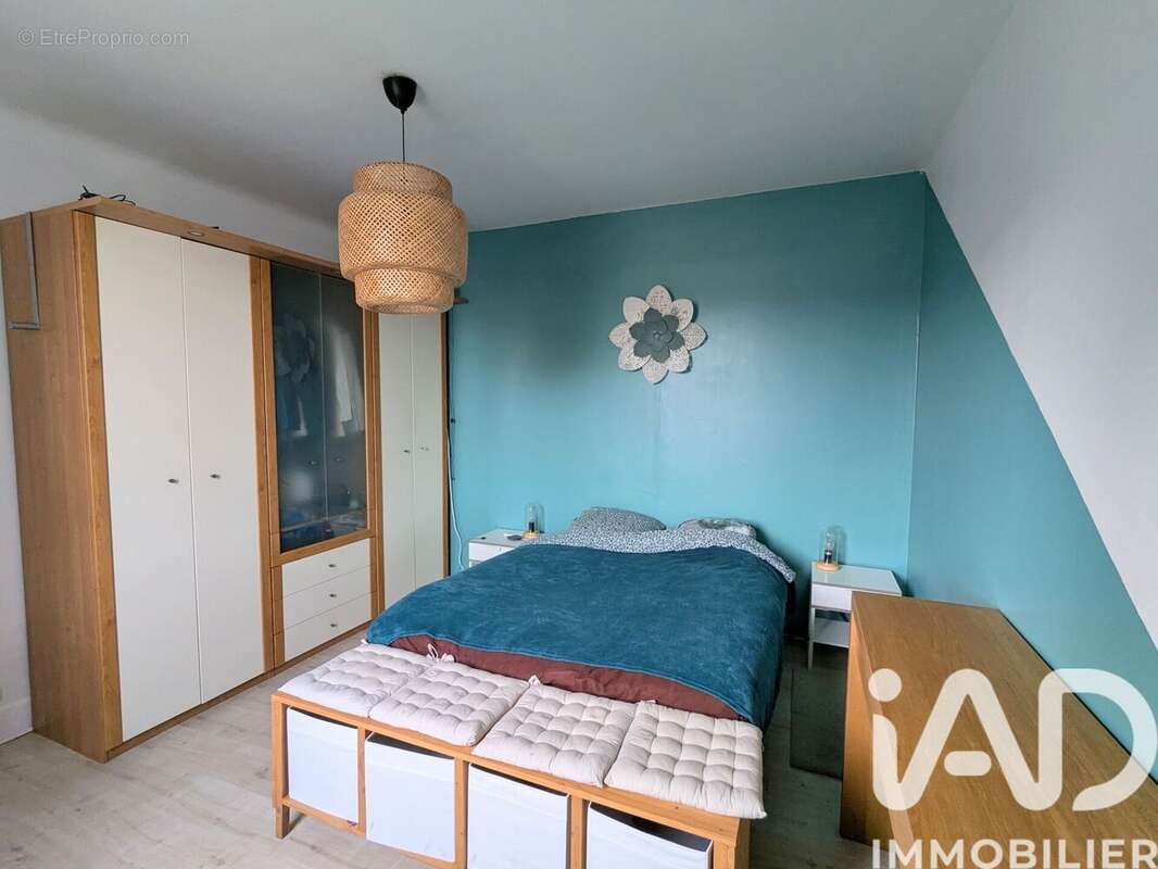 Photo 6 - Maison à LE CHAMBON-FEUGEROLLES