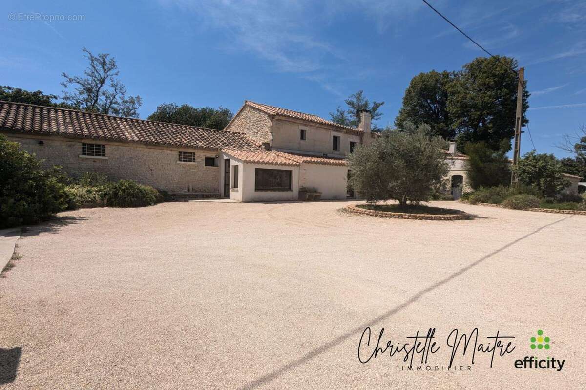 Maison à ARLES