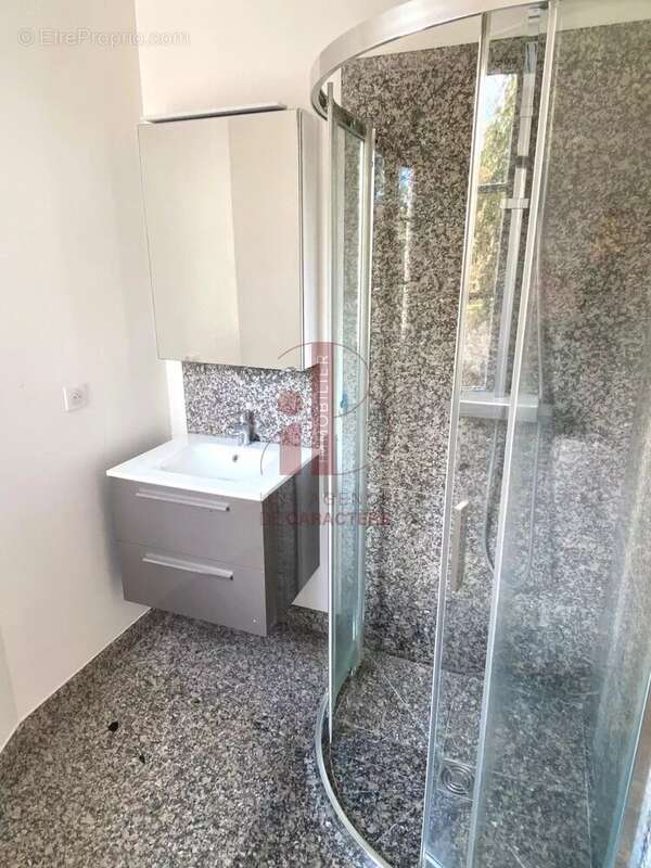 Appartement à FONTAINEBLEAU