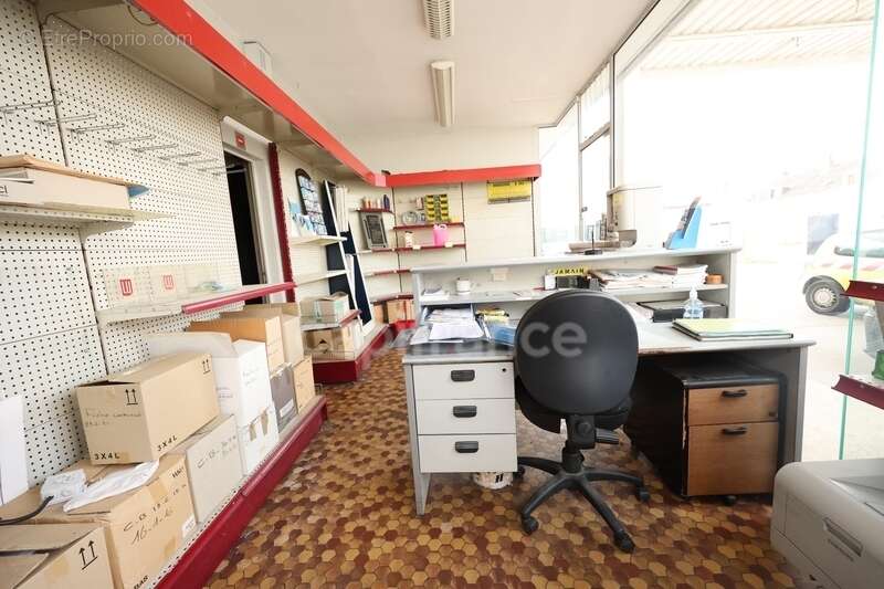 Commerce à CHATELLERAULT