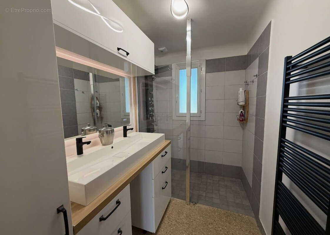 Maison à CASTILLON-DU-GARD