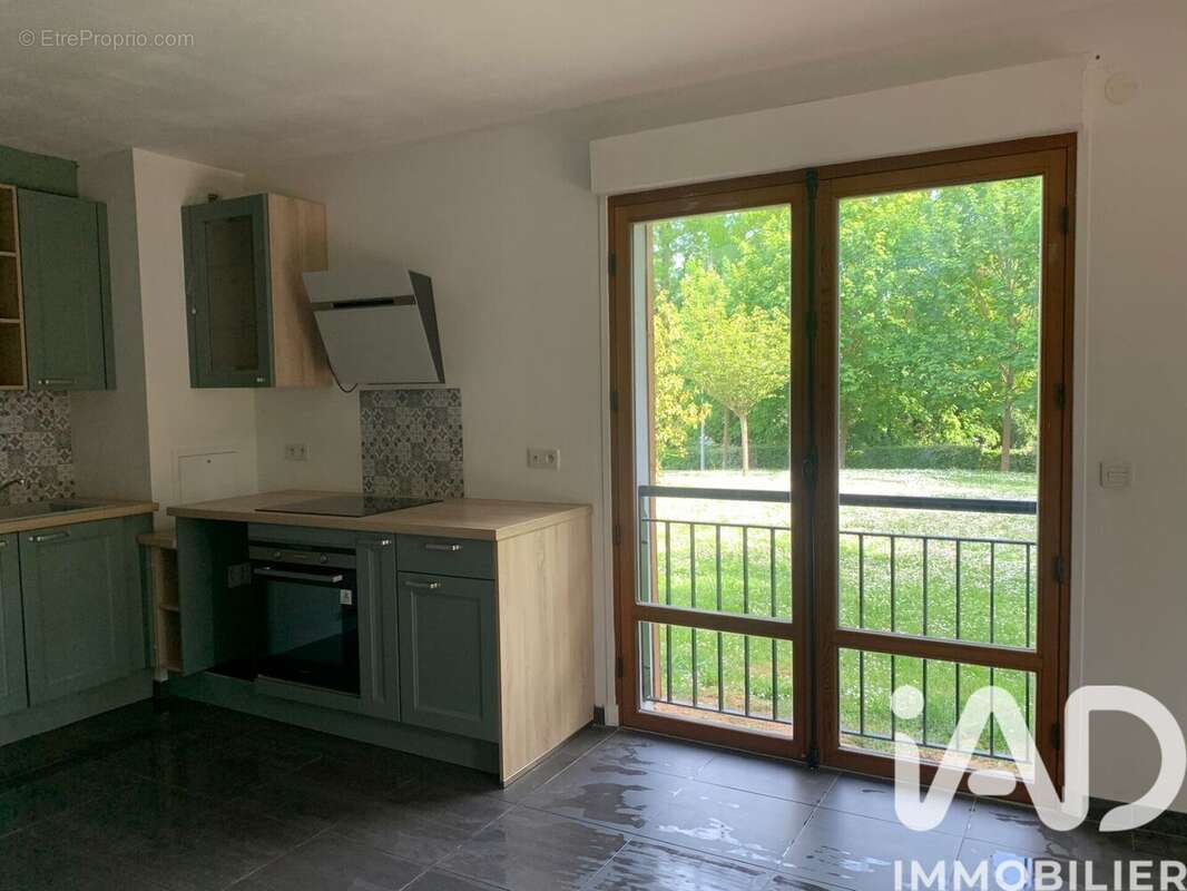 Photo 8 - Appartement à LA FERTE-SOUS-JOUARRE