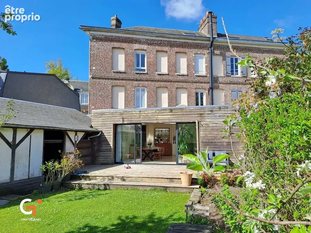 Maison à MONT-SAINT-AIGNAN