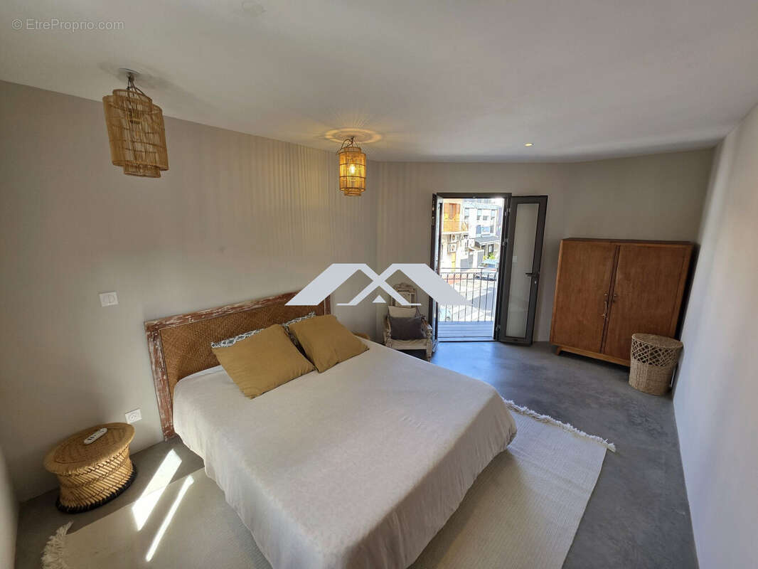 Maison à SAINT-DENIS