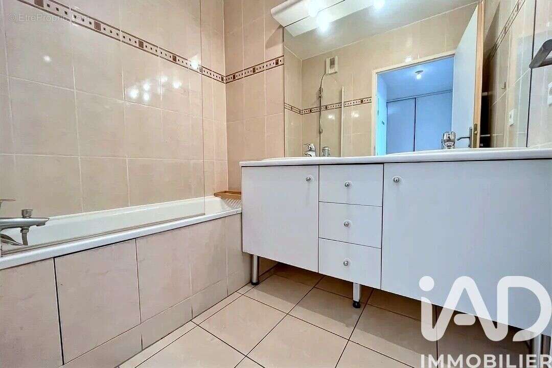 Photo 7 - Appartement à COMBS-LA-VILLE