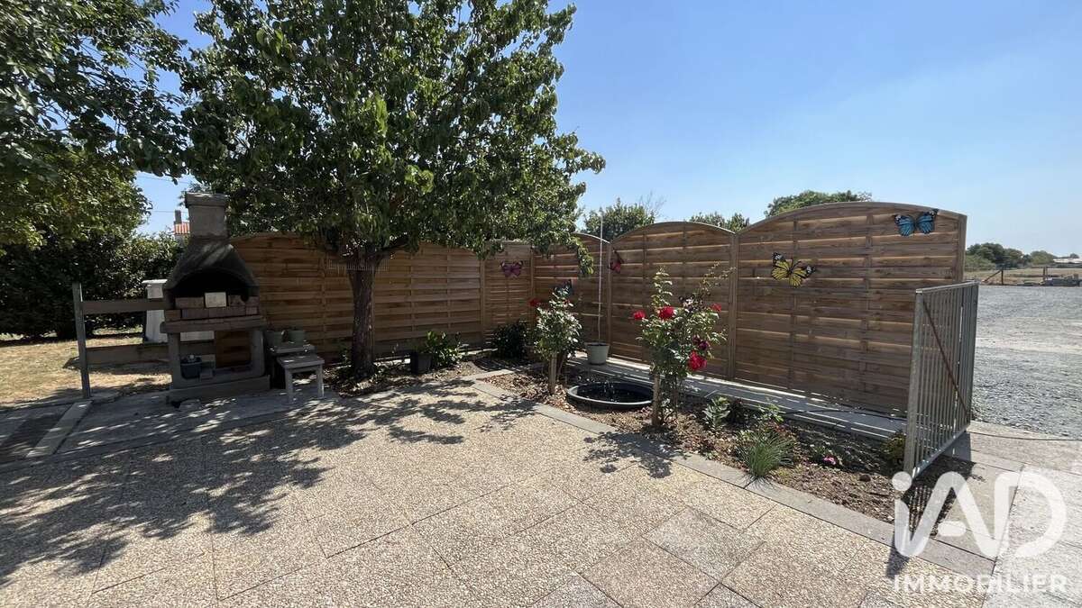 Maison 135 m² à Moreilles  - photo 2