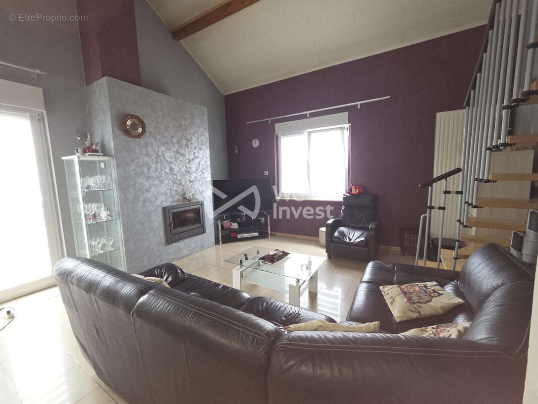Maison 154 m² à Charency-Vezin  - photo 9