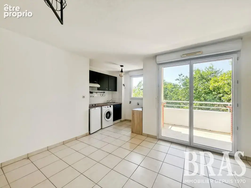 CARQUEFOU - T2 avec balcon dans une résidence sécurisée avec piscine - photo 9
