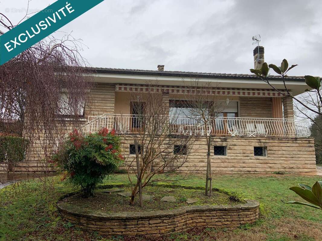 Photo 4 - Maison à CHARBONNIERES-LES-BAINS