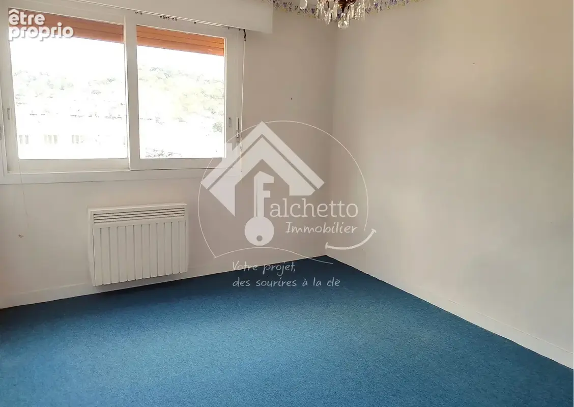 Appartement T4 - photo 8