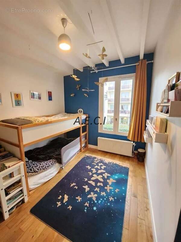 Appartement à ASNIERES-SUR-SEINE