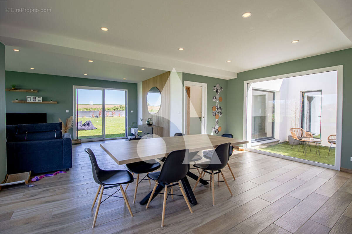 Maison à VENDEGIES-SUR-ECAILLON