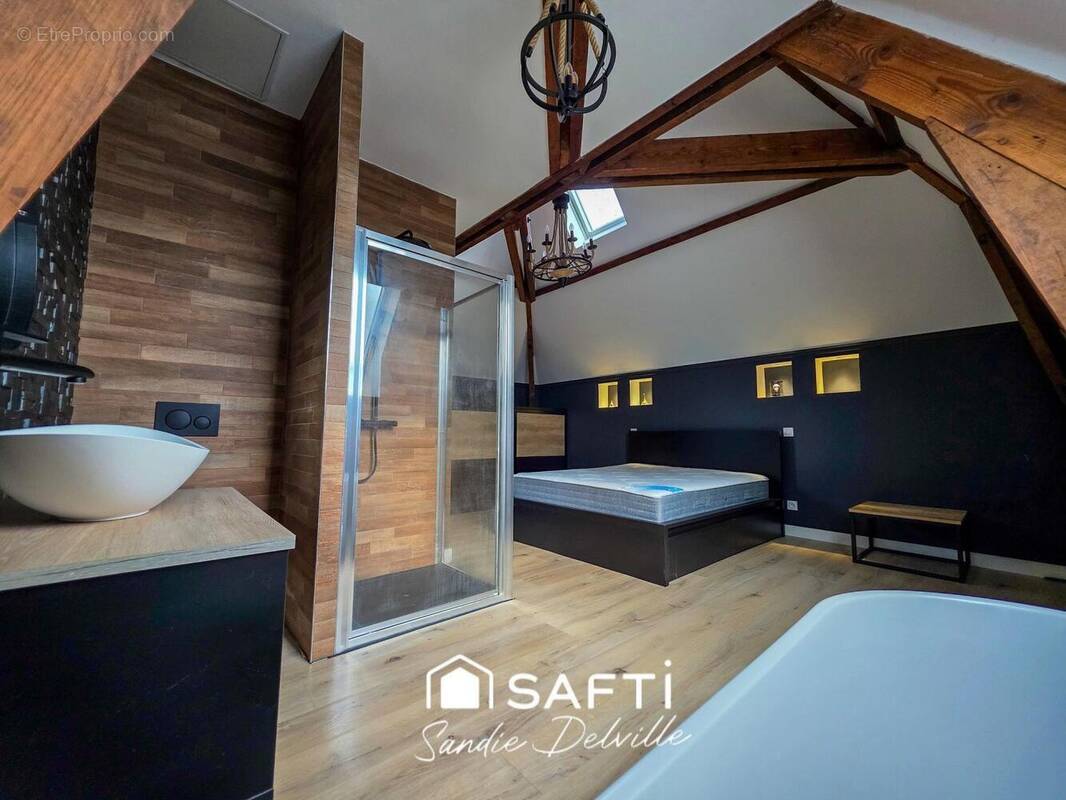 Photo 1 - Appartement à CRECY-LA-CHAPELLE