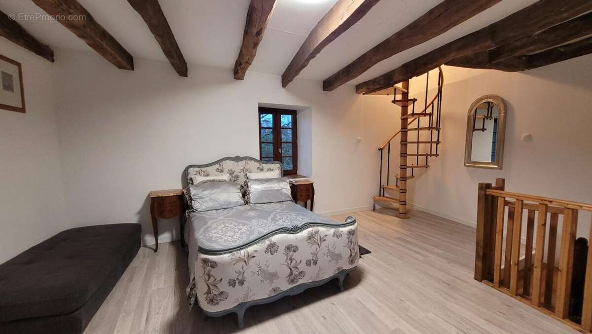 Maison à PLOUNEVEZ-QUINTIN