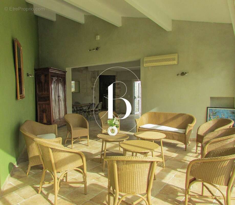 Maison à BARJAC
