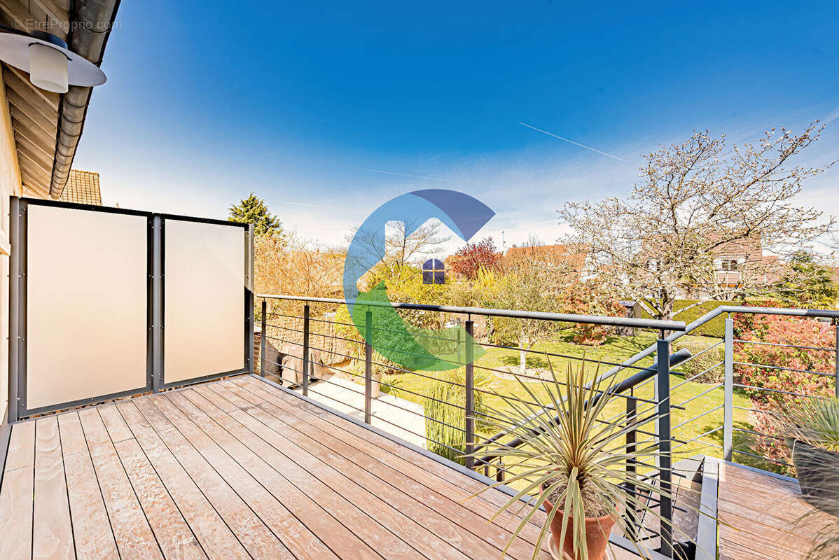 Maison à BALLAINVILLIERS